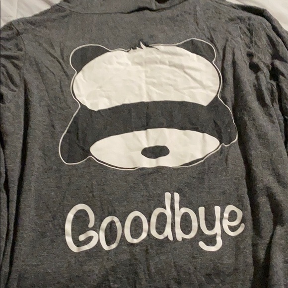 Grey light pull over - Picture 2 of 2